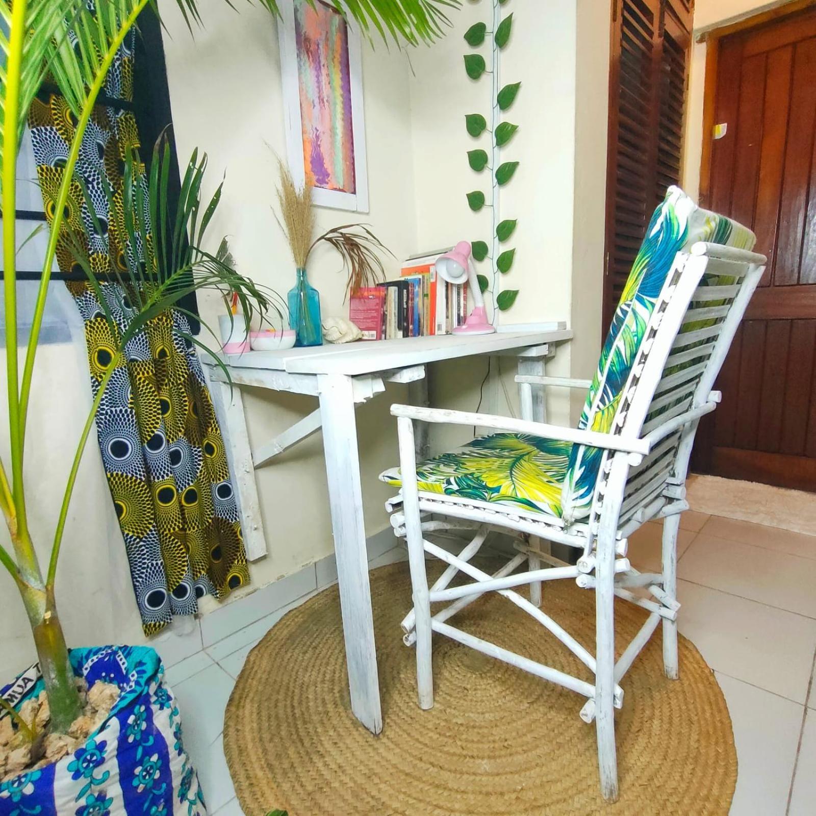 Palm Paradise Loft